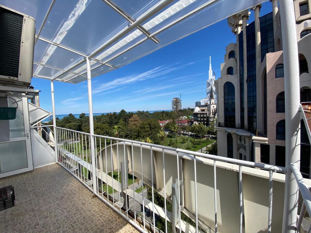 Apartment On Luka Asatiani 2 Batumi Zewnętrze zdjęcie